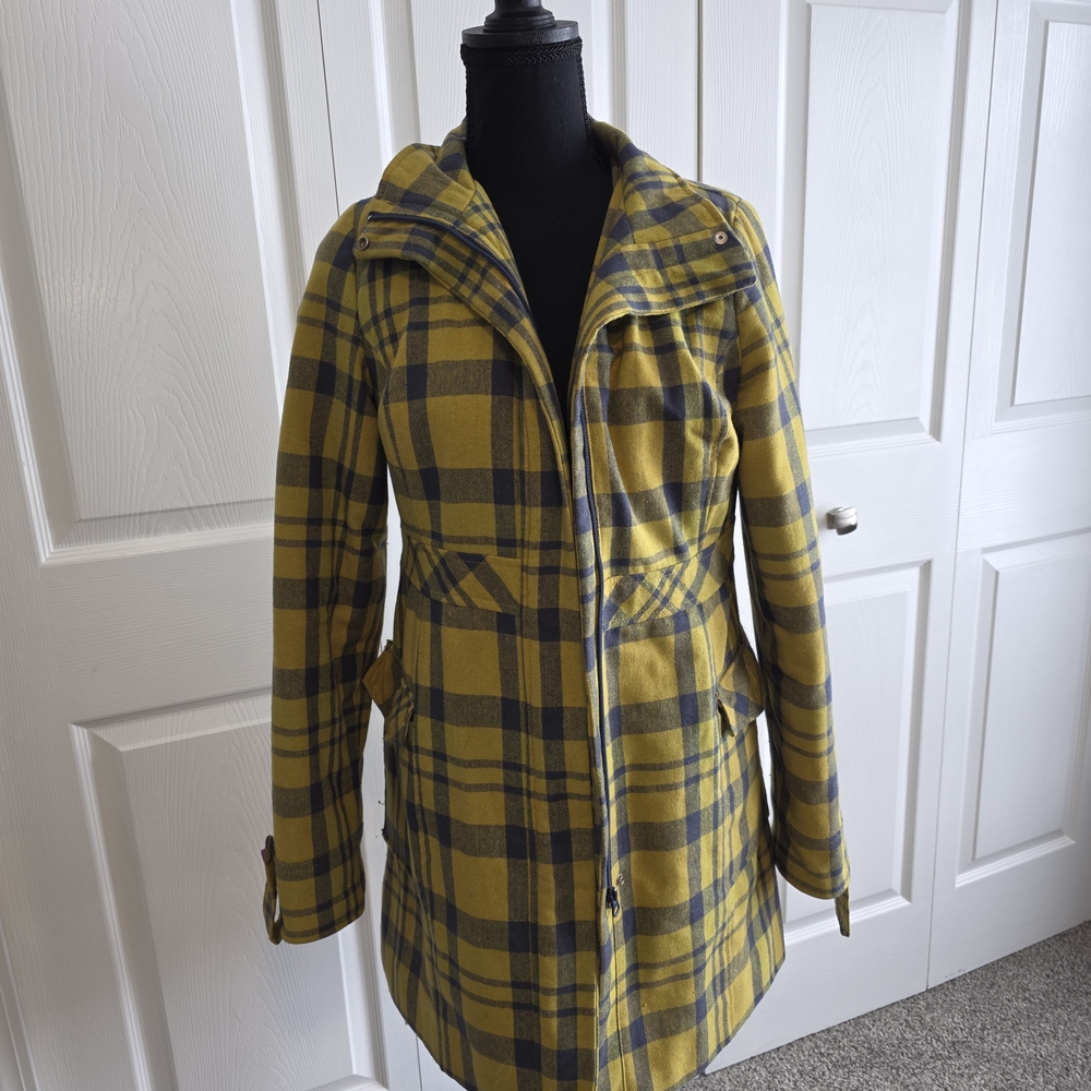 Xhilaration Yellow and Gray Plaid Trench Coat